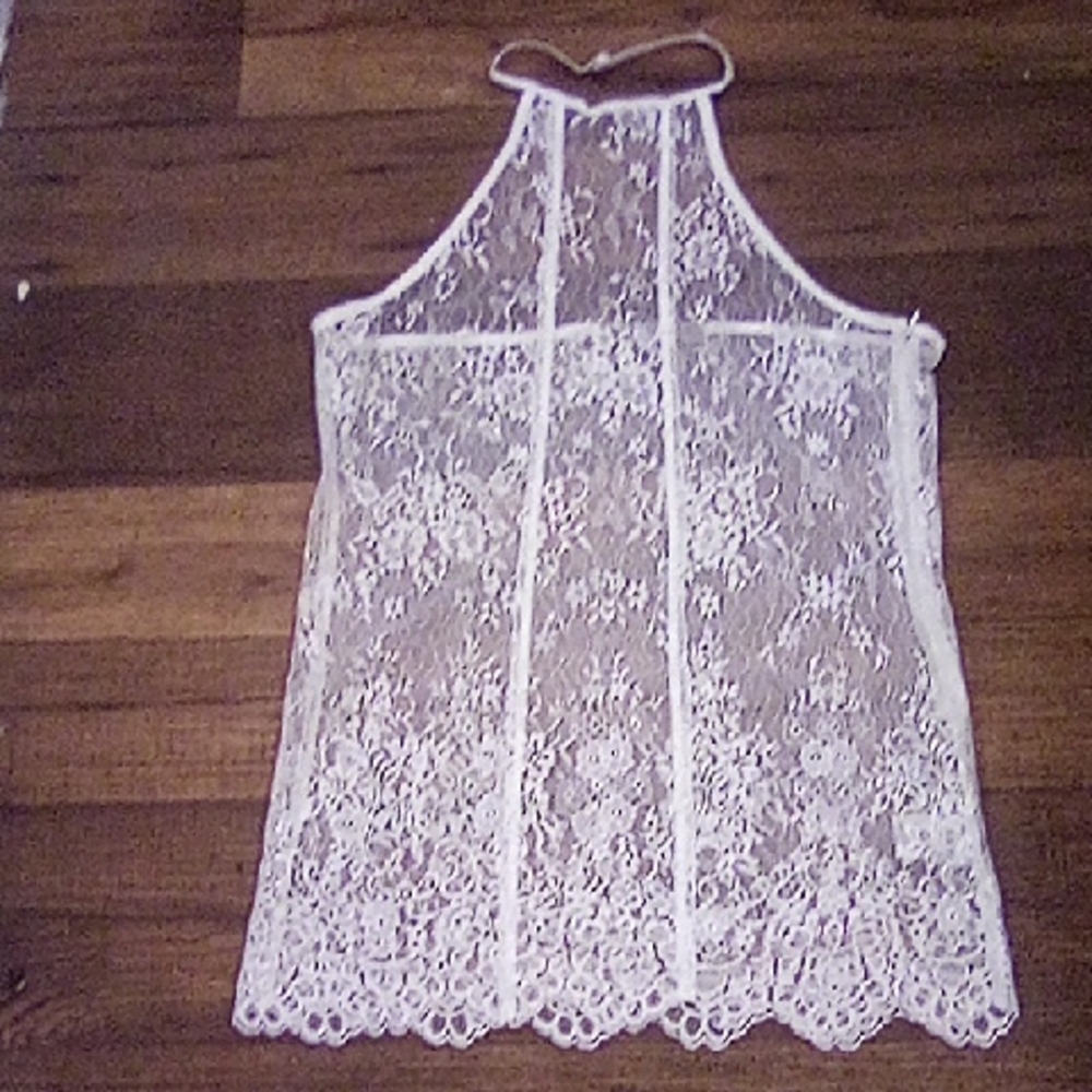 SAKU New York White Lace Camisole, Size Medium